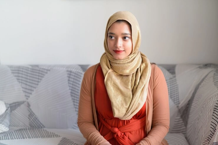 At What Age Do Muslim Women Wear Hijab and Is There a Time to Stop?