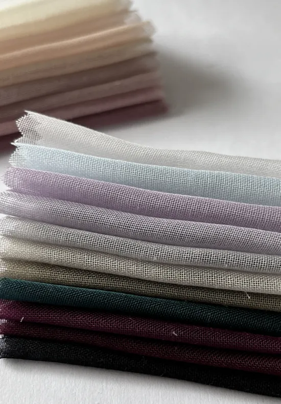 Sheer vs Voile in Hijab Production: A Practical Guide for Bulk Buyers(pic2) 2.webp