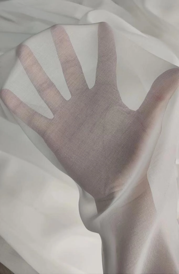 Sheer vs Voile in Hijab Production: A Practical Guide for Bulk Buyers(pic3) 3.webp