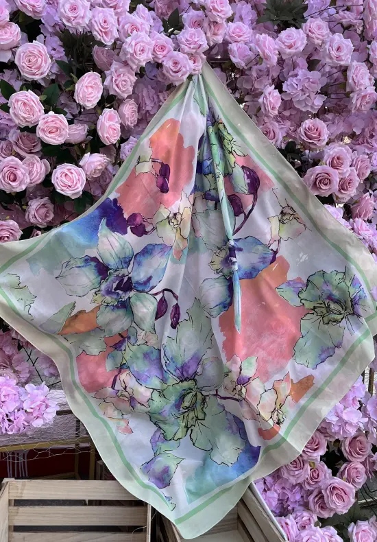 Hijab Fabrics and Skin Tones: How to Pick Colors That Flatter You(pic3) cotton voile printed.jpg