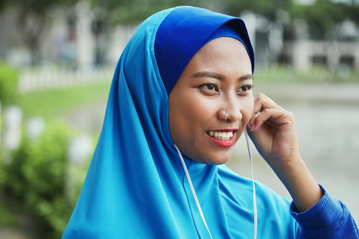 4.Instant Hijab Supreme Practicality for a Fast-Paced World.png