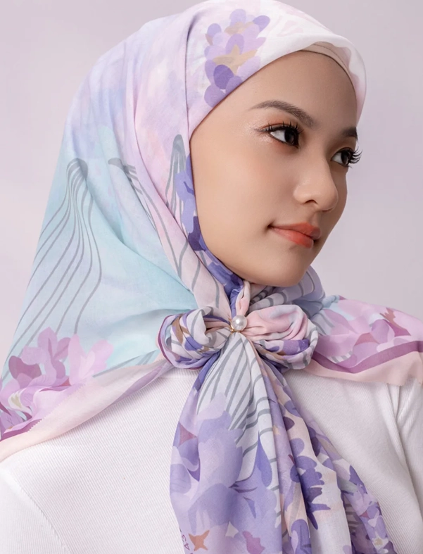 printed scarf.webp