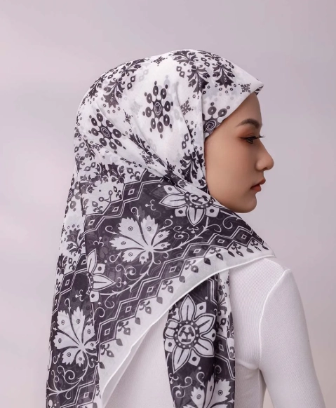 Wholesale printed scarves.webp