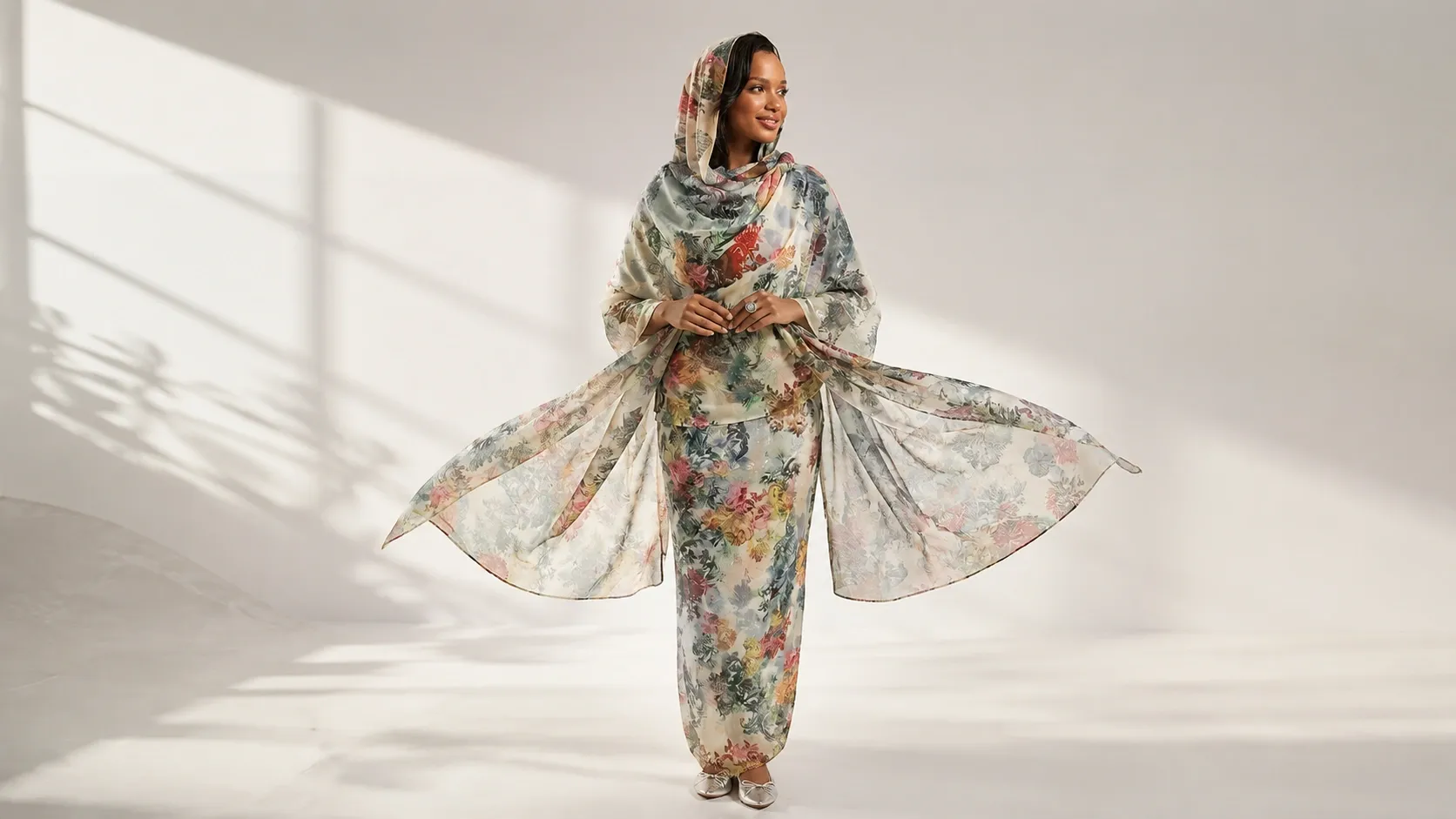jinlai textile floral sudanese toub.webp